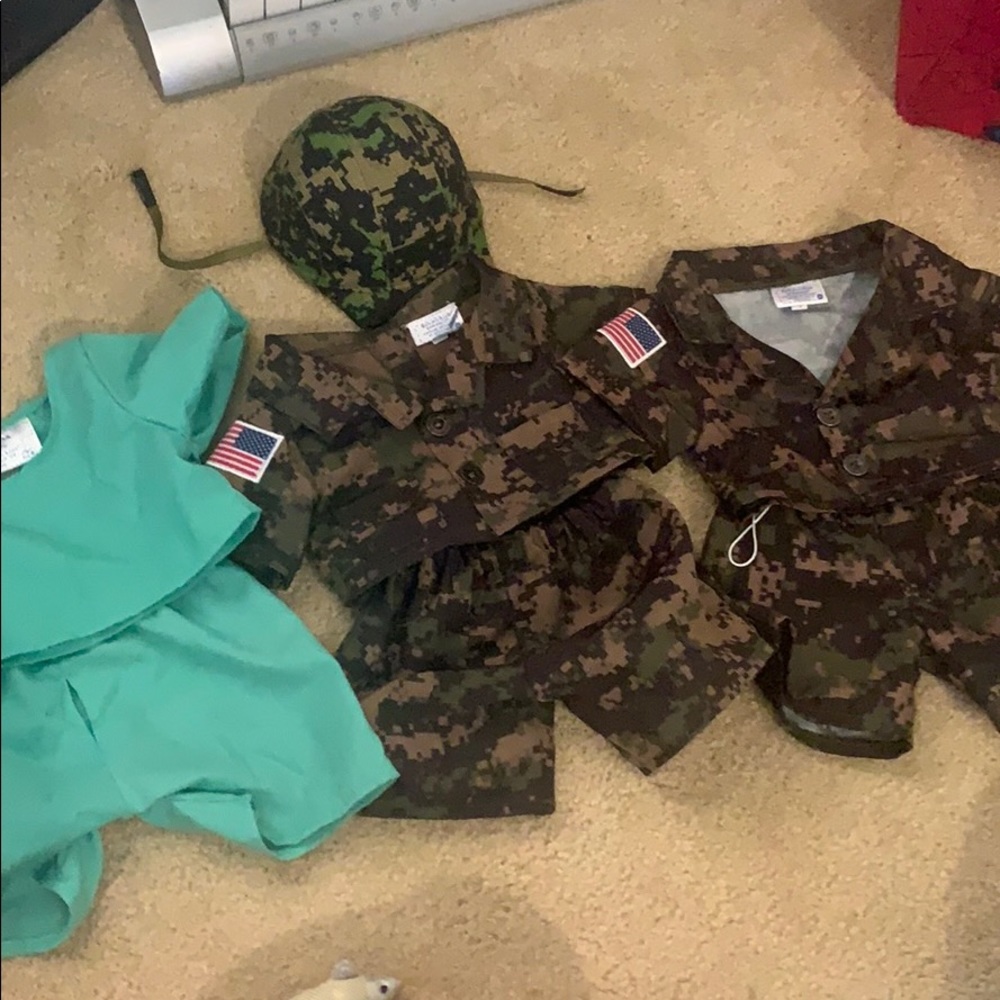 Build-A-Bear Hero’s/Healthcare Worker Set